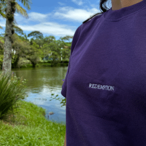 Camiseta “Eu sou a ressurreição e a vida”